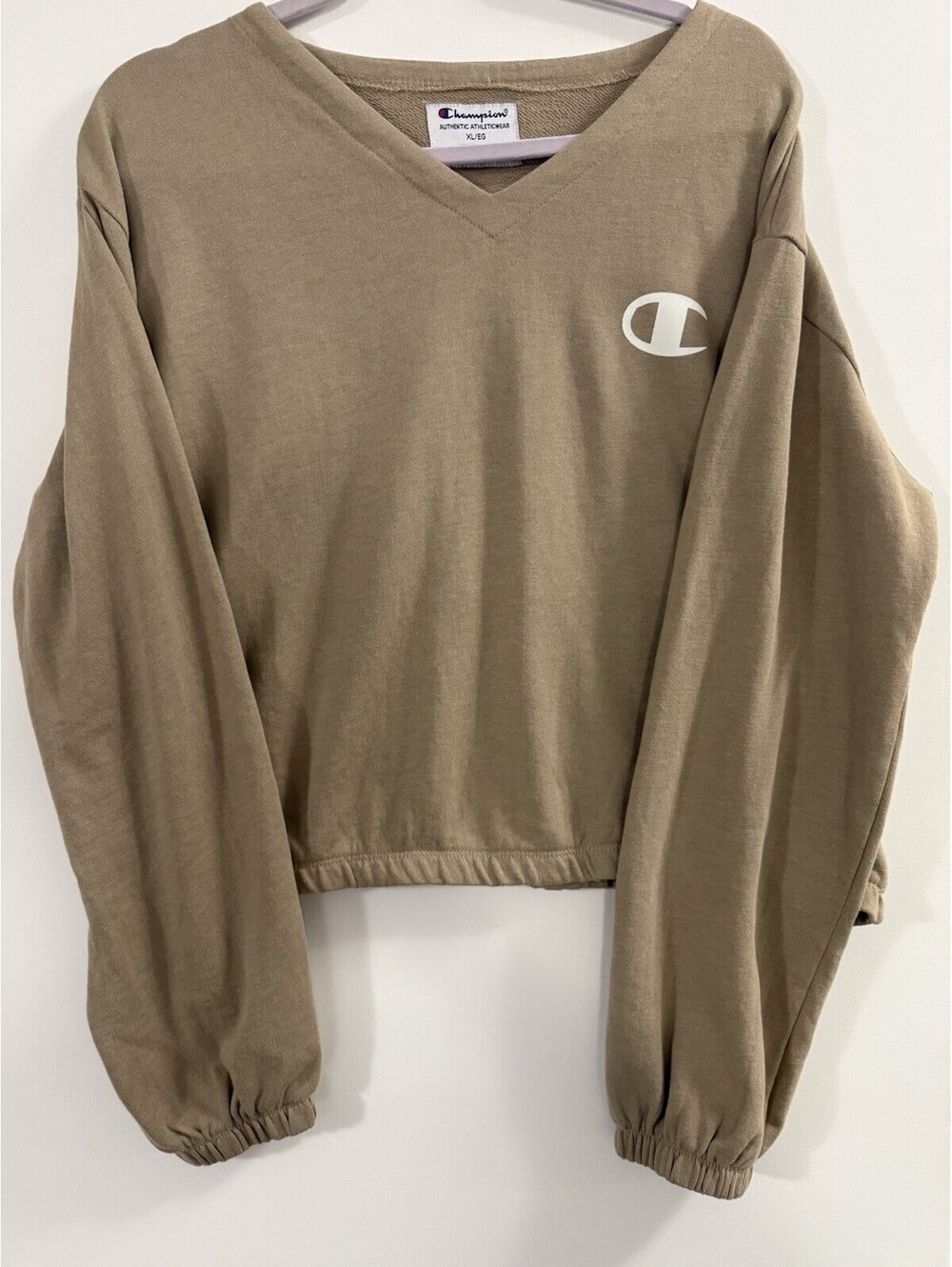 Champion Womens V Neck Cropped Sweatshirt Tan Beige Drop Shoulder Logo XL